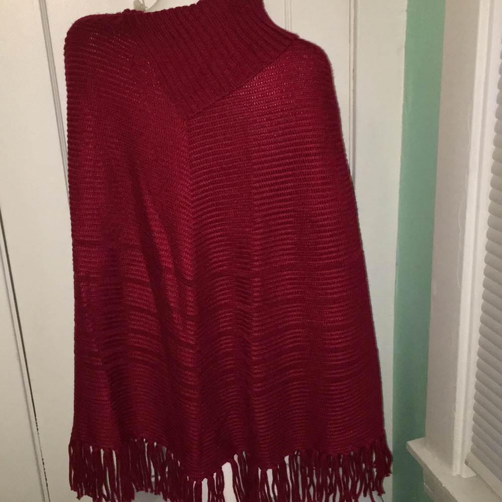 Karen Scott poncho - Picture 5 of 5